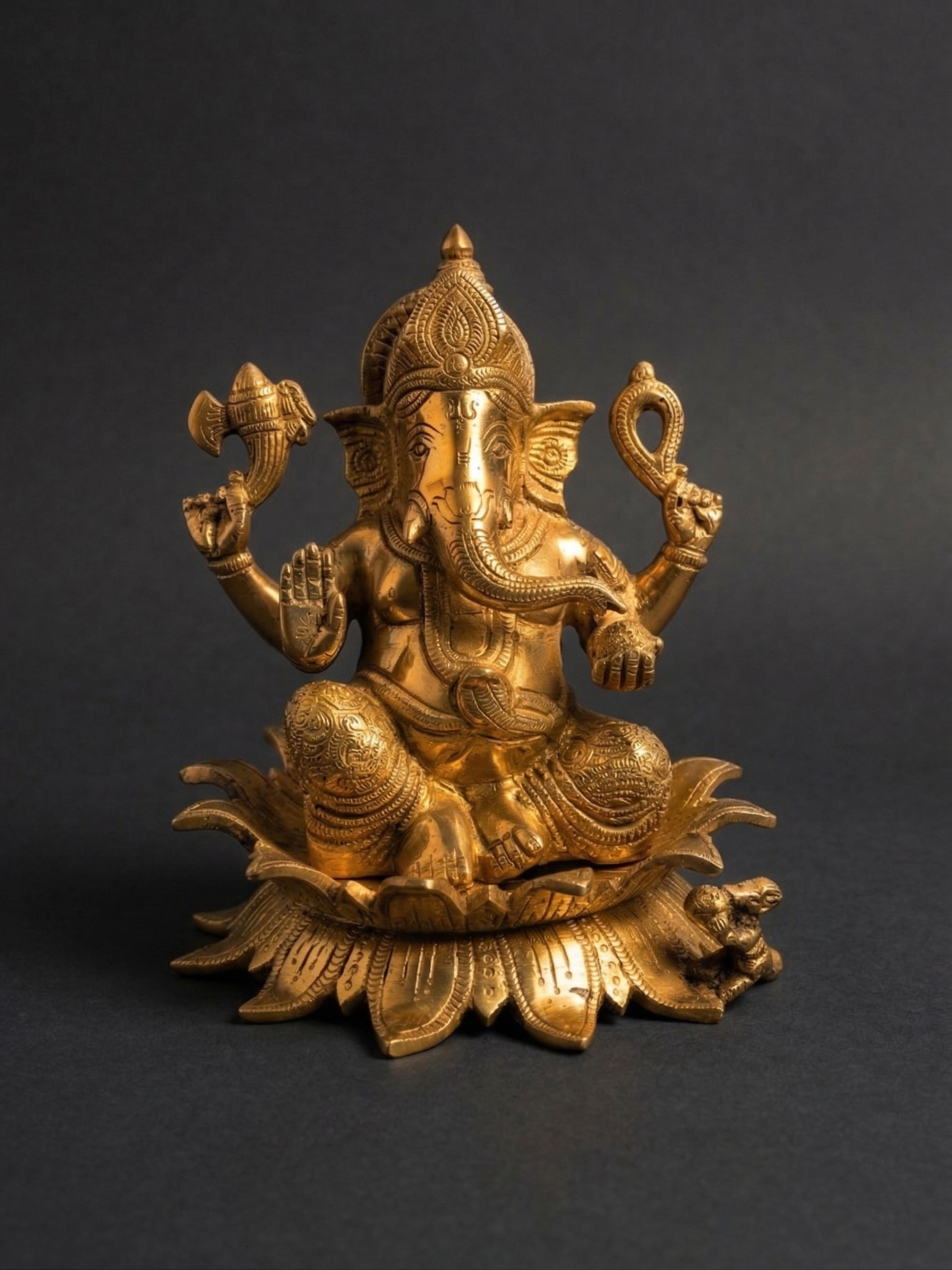 Ganesh Idol (Majestic)